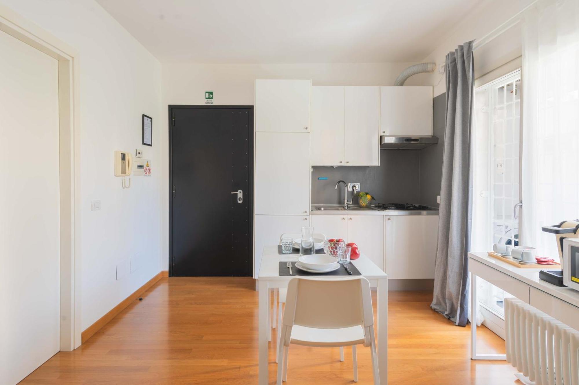 Loverhome Apartment 3 Рим Екстер'єр фото